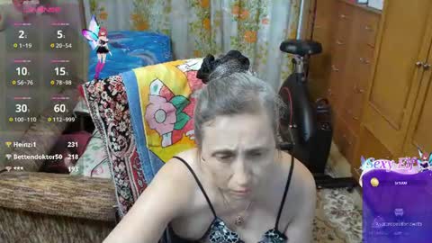 Snapshot of olguscha chatting on 06-29-26, 10:37 Olguscha online show from 06-29-26, 10:37