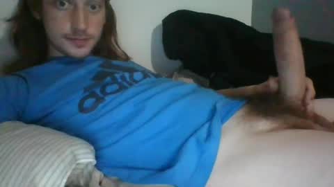 Snapshot of oliboy34 chatting on 07-08-26, 12:48 oliboy34 online show from 07-08-26, 12:48