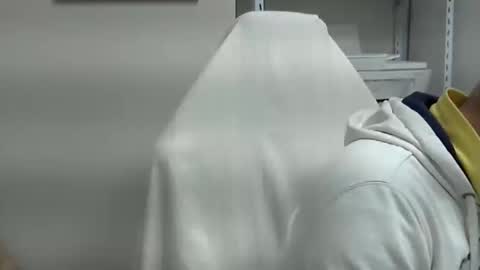 Snapshot of olimpio1230 chatting on 02-20-25, 08:50 olimpio1230 online show from 02-20-25, 08:50