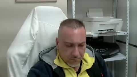 Snapshot of olimpio1230 chatting on 03-10-25, 09:51 olimpio1230 online show from 03-10-25, 09:51