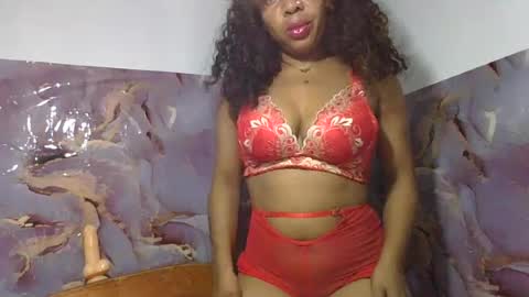 Snapshot of olinaa chatting on 07-11-26, 09:05 olinaa online show from 07-11-26, 09:05