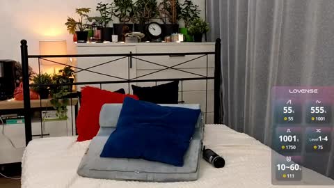 OliSunny Olivia online show from 01-10-25, 08:07