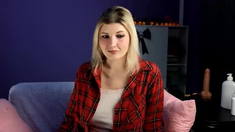 OliSunny Olivia online show from 11-02-25, 08:11