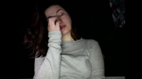 Snapshot of olivepeach chatting on 01-19-26, 06:06 Oil online show from 01-19-26, 06:06