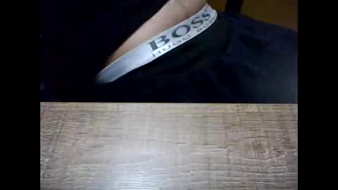 Snapshot of oliver281265 chatting on 06-03-26, 02:58 oliver281265 online show from 06-03-26, 02:58
