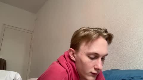Snapshot of oliver_and_thomas chatting on 10-31-25, 02:51 Oliver and Thomas online show from 10-31-25, 02:51