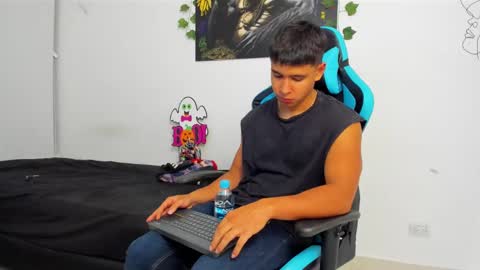 Snapshot of oliver_bray chatting on 02-01-25, 01:55 Oliver bray online show from 02-01-25, 01:55