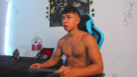 Snapshot of oliver_bray chatting on 02-22-25, 05:24 Oliver bray online show from 02-22-25, 05:24