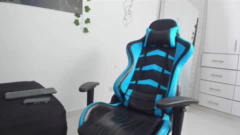 Snapshot of oliver_bray chatting on 03-02-25, 12:31 Oliver bray online show from 03-02-25, 12:31