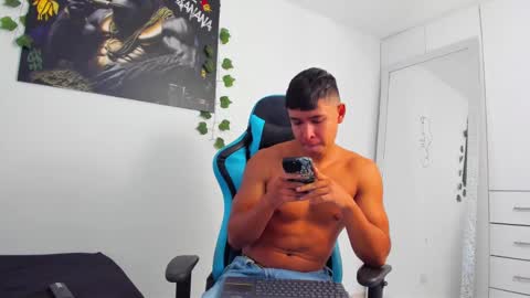 Snapshot of oliver_bray chatting on 03-10-25, 04:25 Oliver bray online show from 03-10-25, 04:25