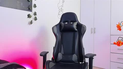 Snapshot of oliver_bray chatting on 02-01-26, 12:20 Oliver bray online show from 02-01-26, 12:20