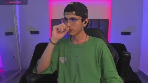 Oliver fast online show from 02-02-25, 04:05