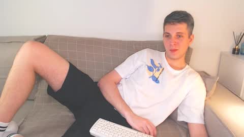 Oliver online show from 12-16-24, 07:00