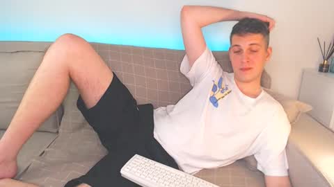 Oliver online show from 01-21-25, 06:12