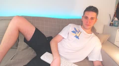 Oliver online show from 01-26-25, 07:09