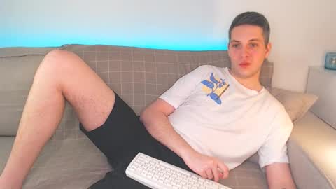 Oliver online show from 03-09-25, 06:32