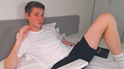 Oliver online show from 11-18-25, 04:55