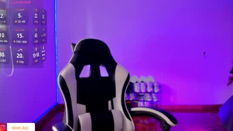 Snapshot of oliver_kyy chatting on 01-07-26, 08:44 oliveeer online show from 01-07-26, 08:44