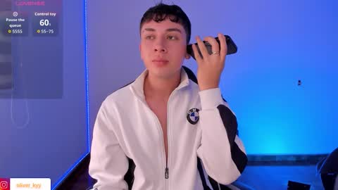 Snapshot of oliver_kyy chatting on 02-10-26, 12:09 oliveeer online show from 02-10-26, 12:09