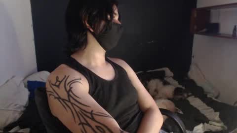 oliver_laid_2023 online show from 12-05-24, 10:12