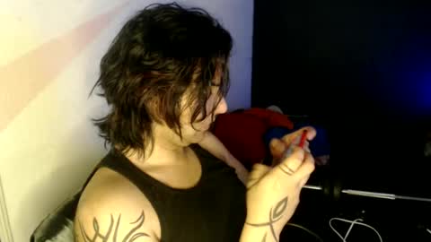 oliver_laid_2023 online show from 02-08-25, 07:15