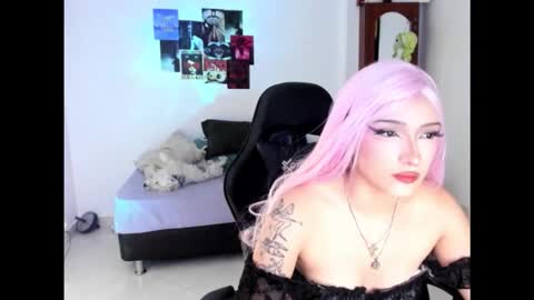 oliver_mrgn online show from 10-22-25, 01:39