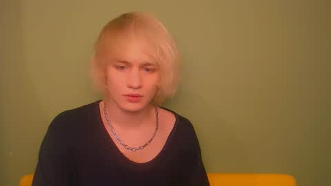 Oliver online show from 12-19-24, 01:28