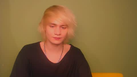 Oliver online show from 12-27-24, 02:25