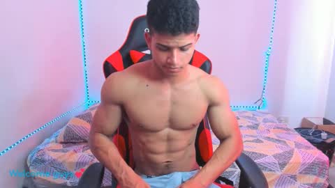 Snapshot of oliver_thompsson chatting on 01-02-25, 05:39 oliver thompsson online show from 01-02-25, 05:39