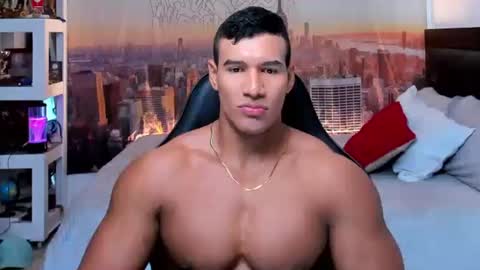 Snapshot of oliver_tommy chatting on 10-06-25, 02:47 oliver_tommy online show from 10-06-25, 02:47