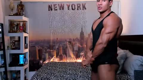 Snapshot of oliver_tommy chatting on 10-11-25, 01:20 oliver_tommy online show from 10-11-25, 01:20