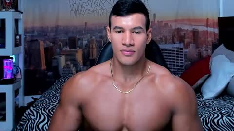 Snapshot of oliver_tommy chatting on 10-12-25, 01:26 oliver_tommy online show from 10-12-25, 01:26