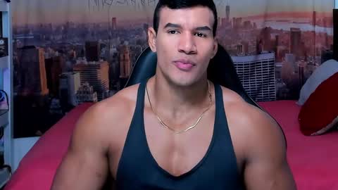 Snapshot of oliver_tommy chatting on 10-15-25, 01:44 oliver_tommy online show from 10-15-25, 01:44