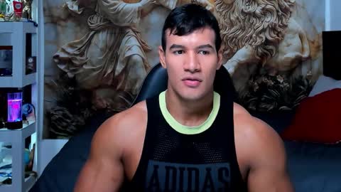 Snapshot of oliver_tommy chatting on 10-24-25, 12:34 oliver_tommy online show from 10-24-25, 12:34