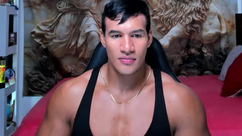 Snapshot of oliver_tommy chatting on 10-26-25, 01:44 oliver_tommy online show from 10-26-25, 01:44