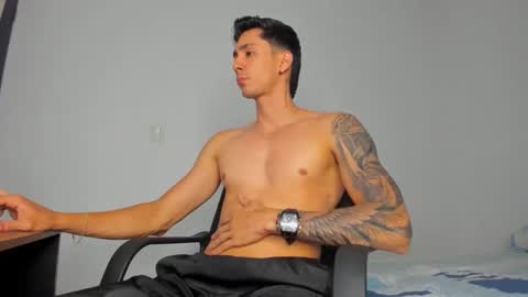 Oliver bennet online show from 01-07-25, 10:52