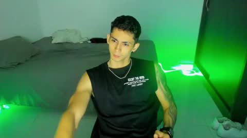 Oliver bennet online show from 03-06-25, 01:27