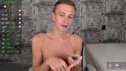 Snapshot of oliverfresh chatting on 01-12-26, 10:31 Oliver online show from 01-12-26, 10:31