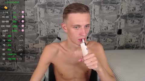 Snapshot of oliverfresh chatting on 01-16-26, 09:57 Oliver online show from 01-16-26, 09:57