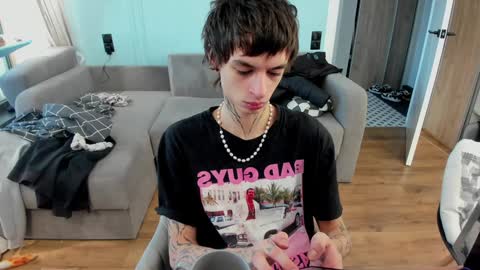 oliverrgroove online show from 12-04-24, 08:23