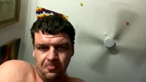 Snapshot of oliversunley22 chatting on 01-13-26, 01:16 oliversunley22 online show from 01-13-26, 01:16