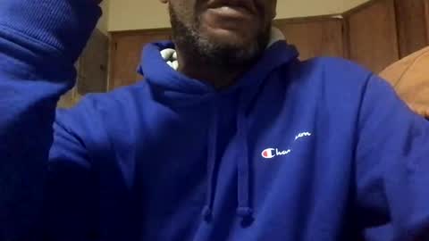 Snapshot of olivertwist1273 chatting on 01-02-25, 04:52 olivertwist1273 online show from 01-02-25, 04:52