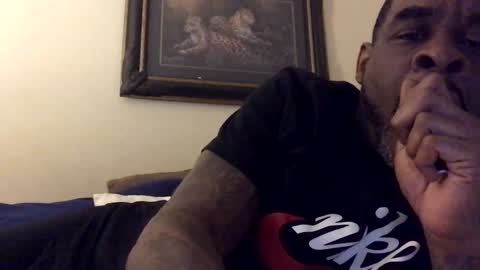 Snapshot of olivertwist1273 chatting on 02-09-25, 02:06 olivertwist1273 online show from 02-09-25, 02:06