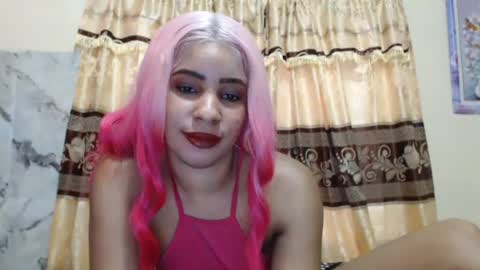 Snapshot of olivia119 chatting on 01-08-25, 09:01 Olivia online show from 01-08-25, 09:01