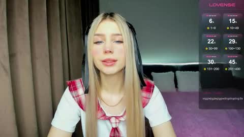 Snapshot of olivia1taylor chatting on 11-27-25, 07:10 Olivia online show from 11-27-25, 07:10