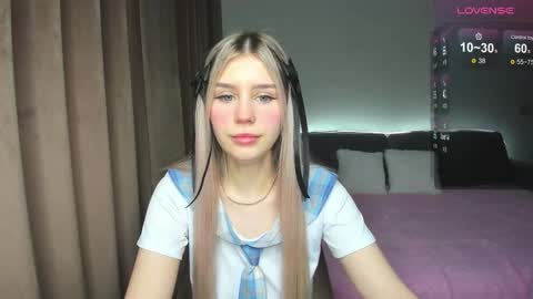 Snapshot of olivia1taylor chatting on 11-29-25, 05:54 Olivia online show from 11-29-25, 05:54