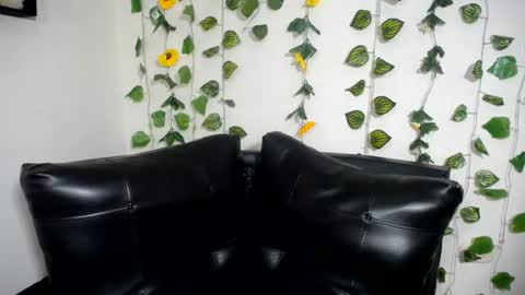 Snapshot of olivia_02 chatting on 07-07-26, 12:31 OLIVIA online show from 07-07-26, 12:31