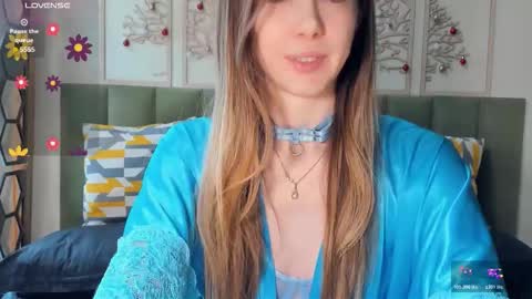 Olivia online show from 03-17-26, 07:06