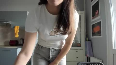 Snapshot of olivia__dream chatting on 05-09-26, 11:15 olivia__dream online show from 05-09-26, 11:15