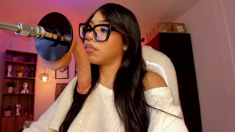 Snapshot of olivia__ds chatting on 01-15-25, 07:26 Olivia online show from 01-15-25, 07:26